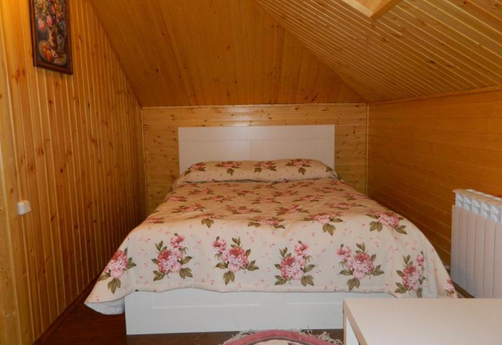 2-мест.(разм. в 4-мест.) коттедж №9