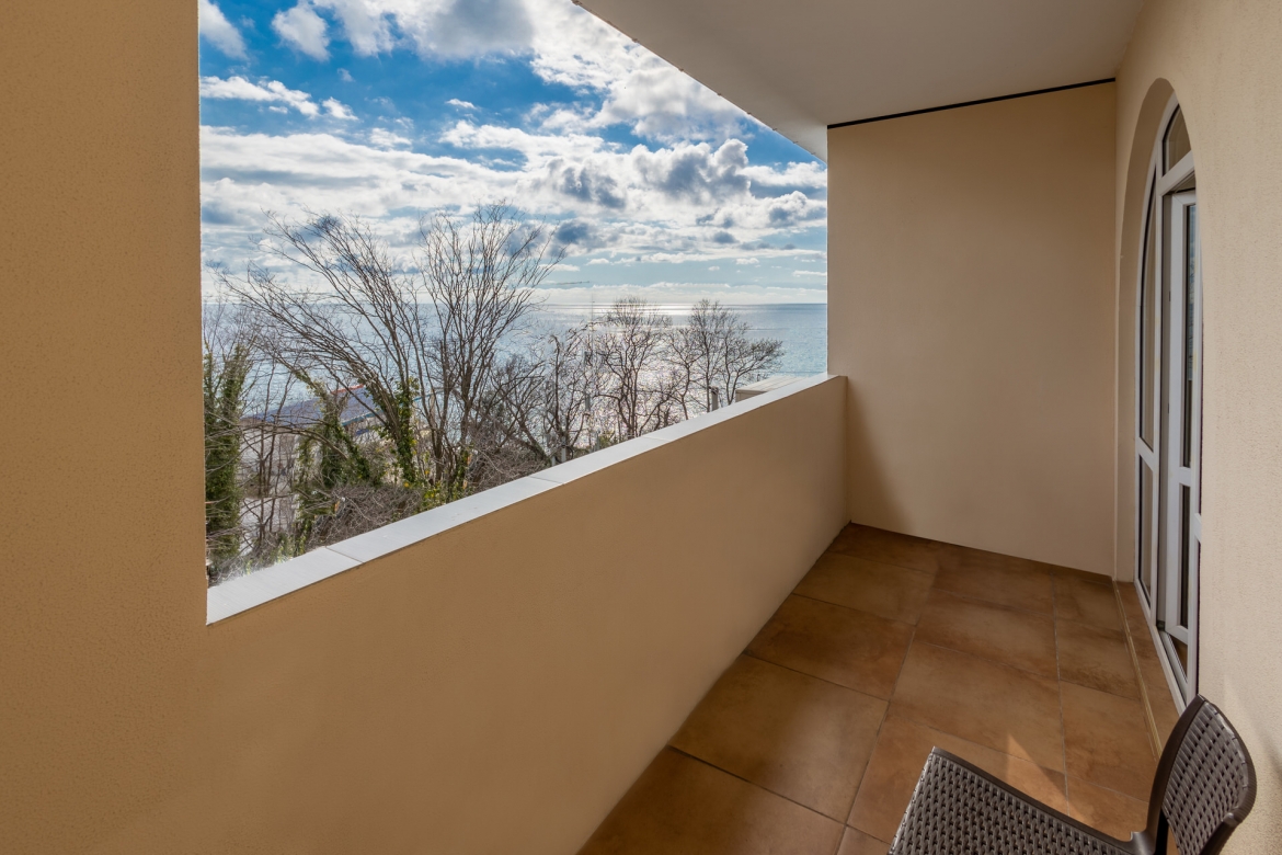 Улучшенный Стандарт Улучшенный с балконом