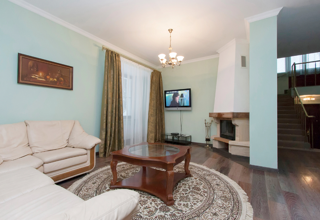 2-мест.(разм. в 8-мест.) коттедж №8