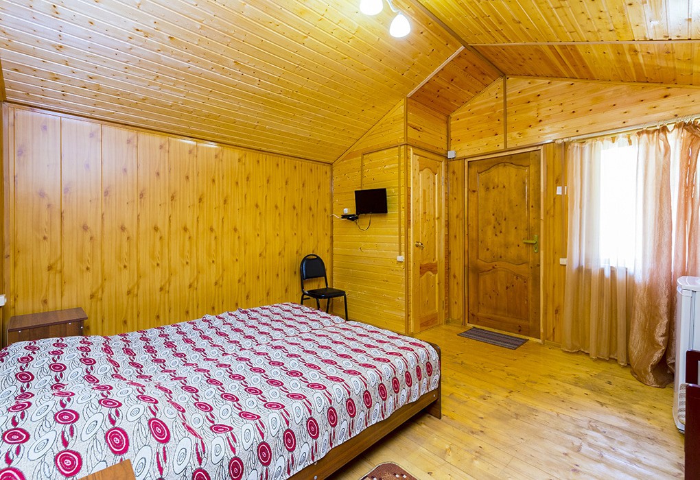 Посмотреть в галерее 2-мест. станд. в коттедже