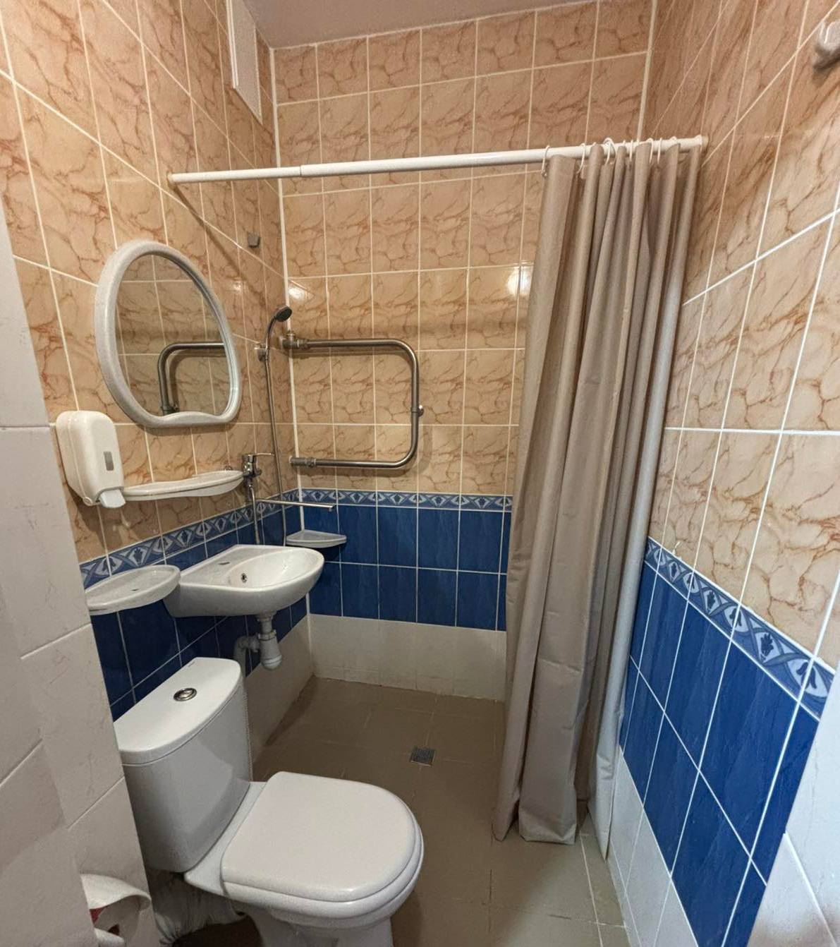 Стандартный 1-местный Кинг Сайз корпус 1