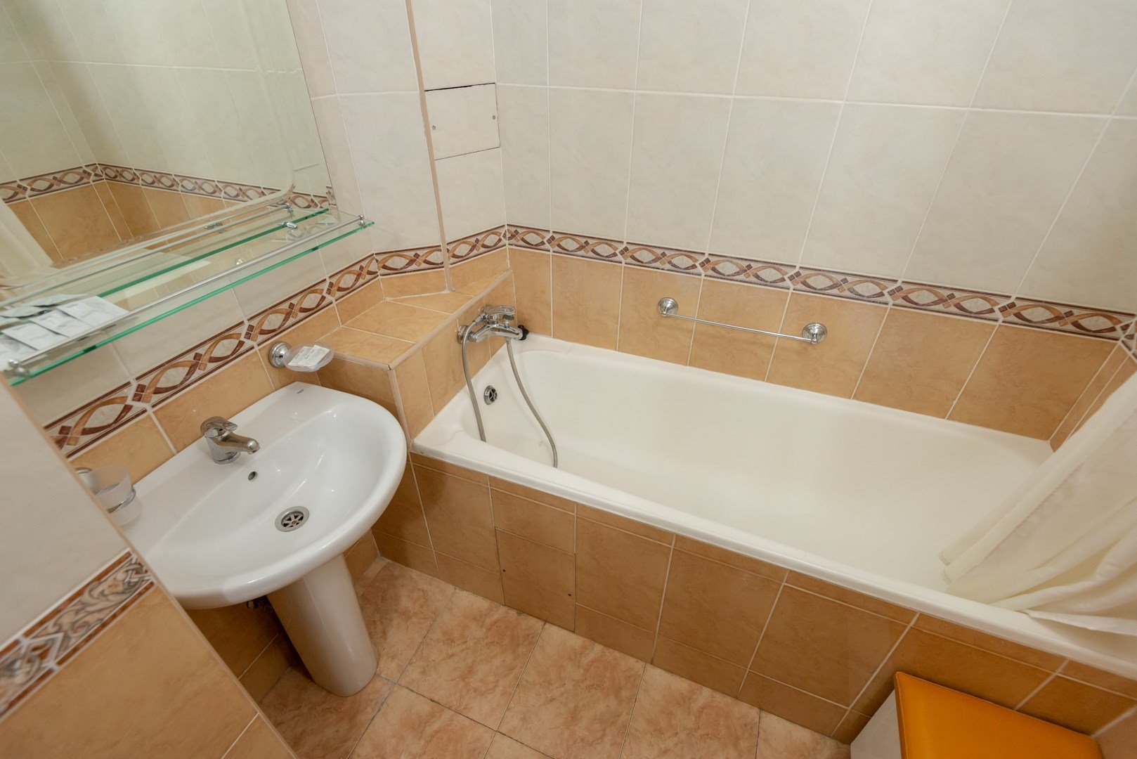 Полулюкс 2-местный 1-комнатный корпус 1