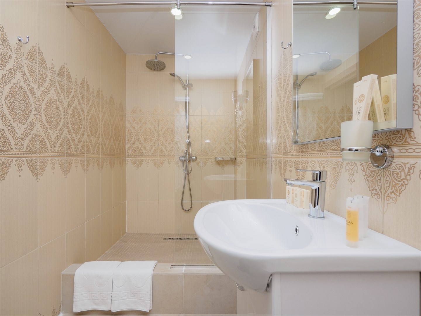 Полулюкс Полулюкс двух уровневый 