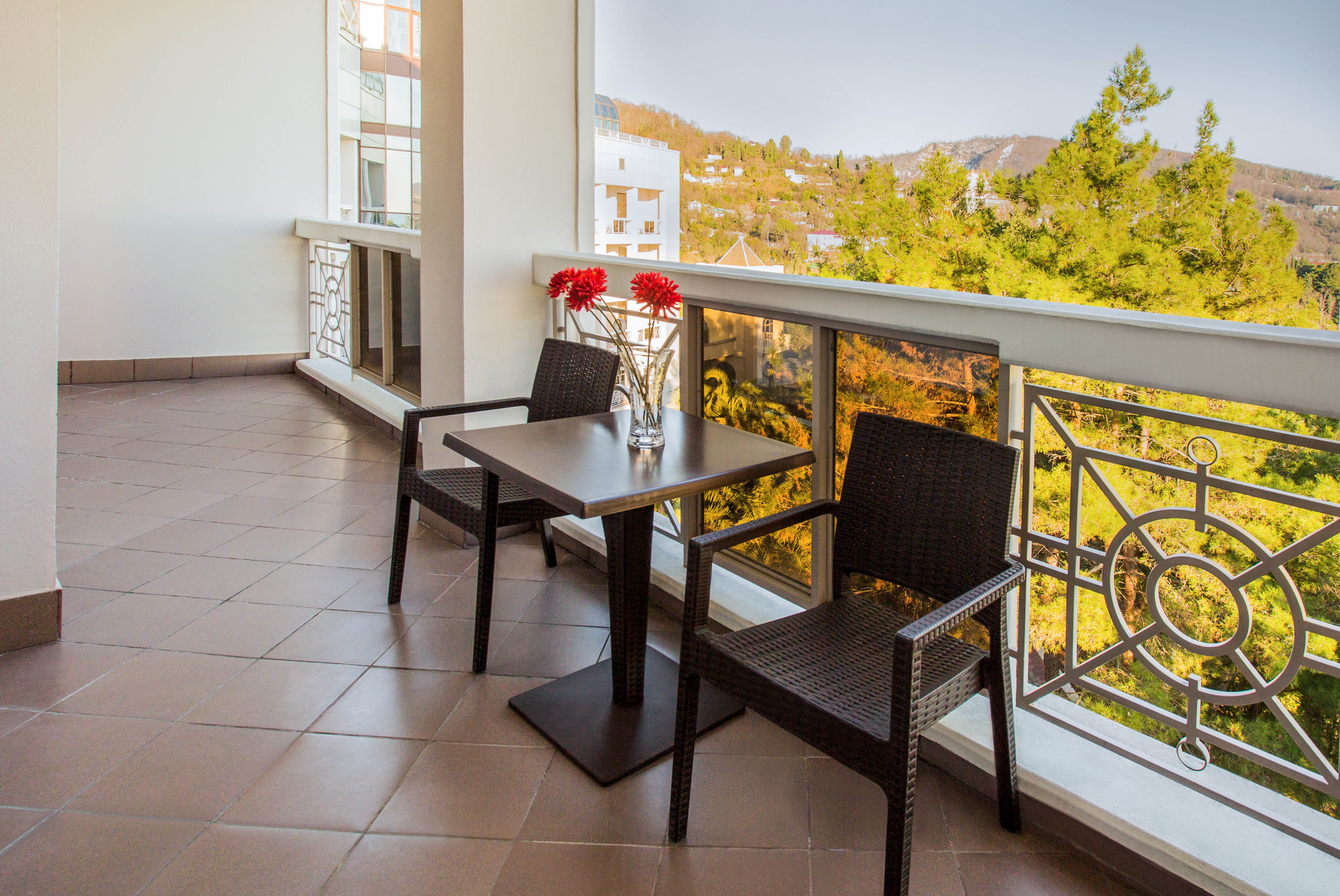 Апартаменты 2-местный 3-комнатный Салют 