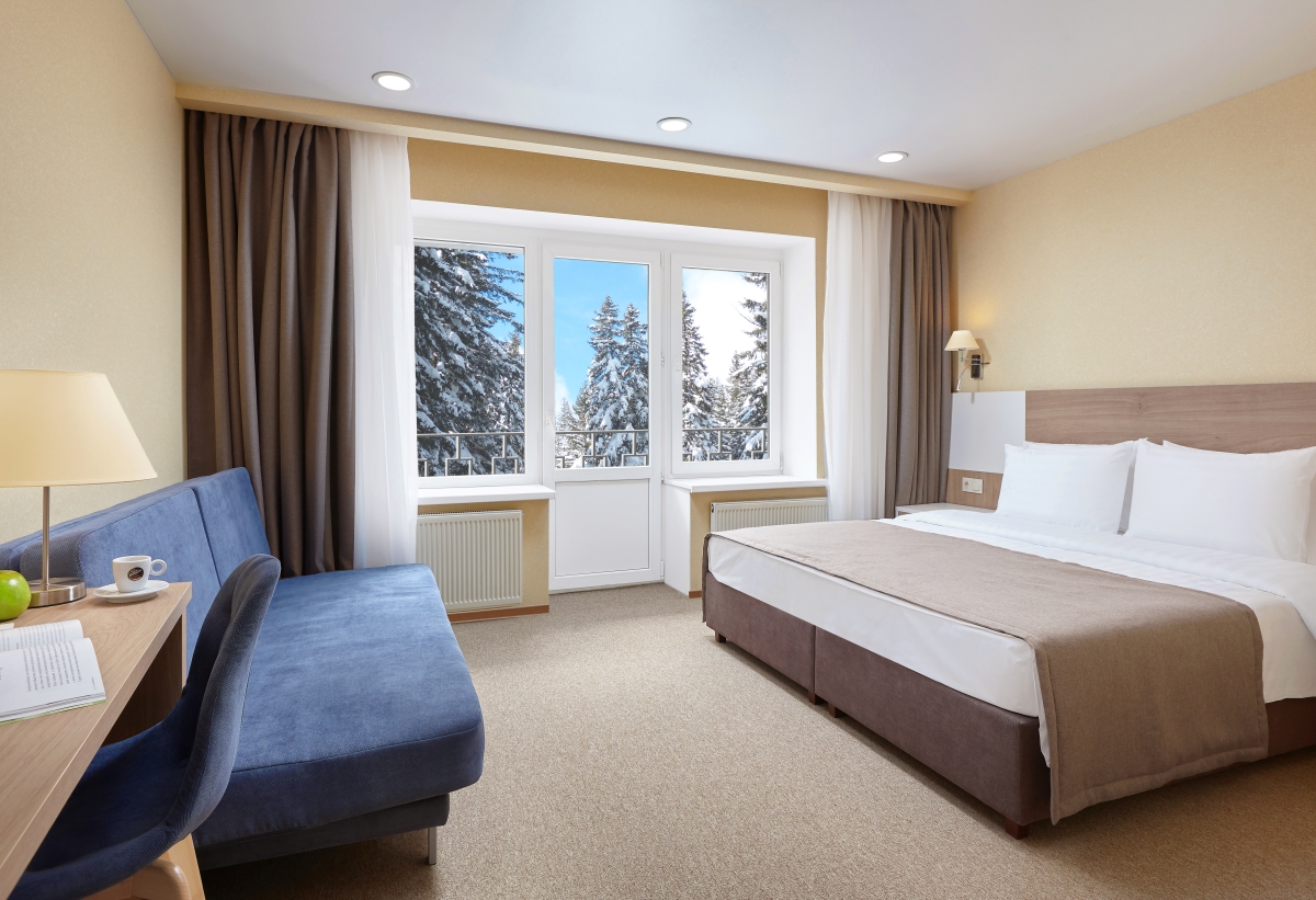 Улучшенный 2-местный Улучшенный стандарт с диваном корпус 5