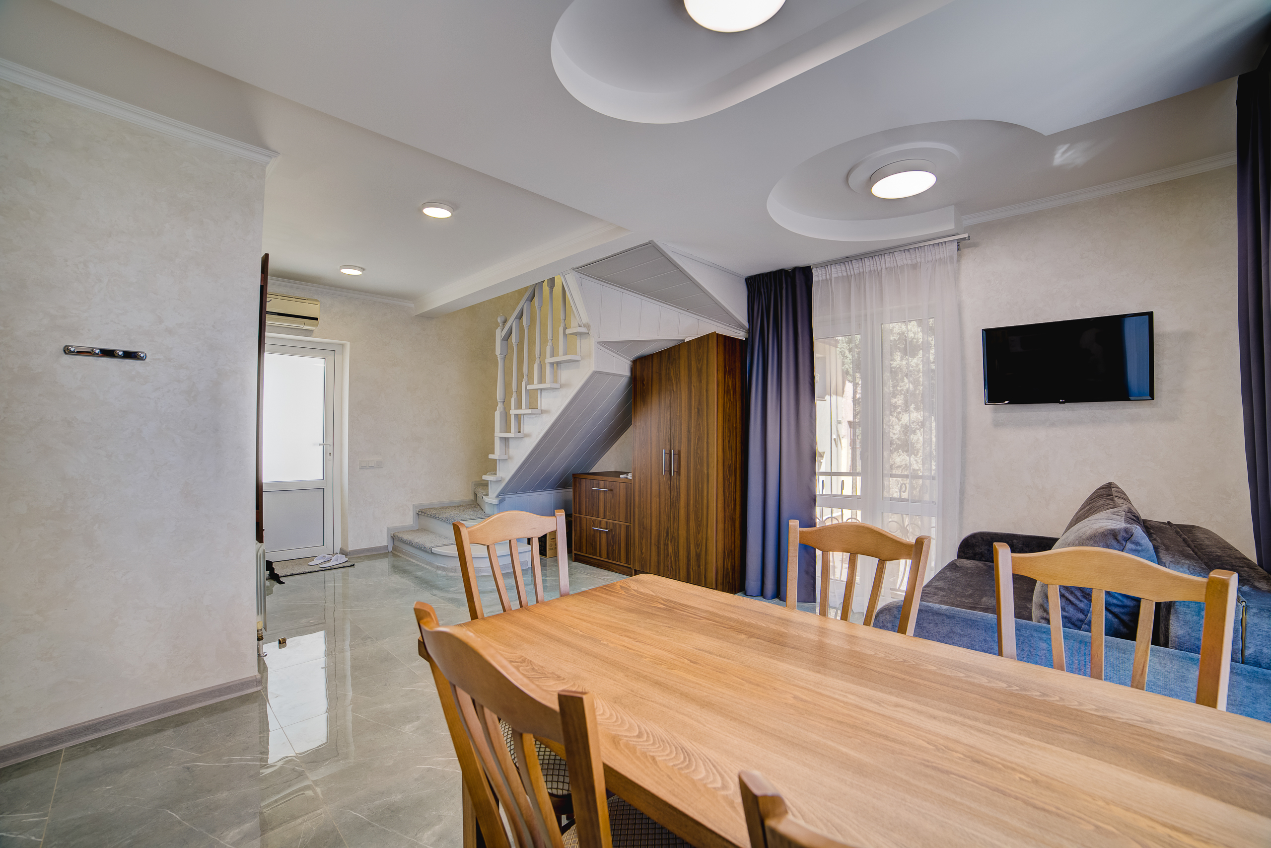 Апартаменты 2-этажные 2-комнатные