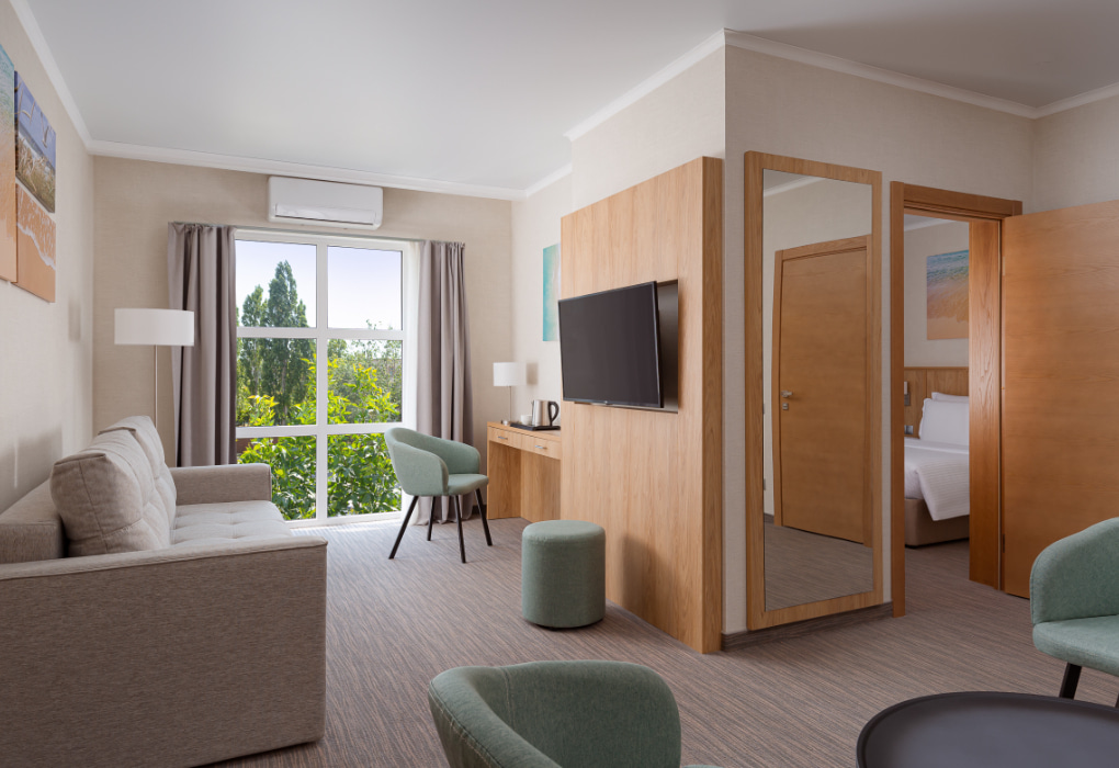 Посмотреть в галерее 2-мест. Junior suite корп.