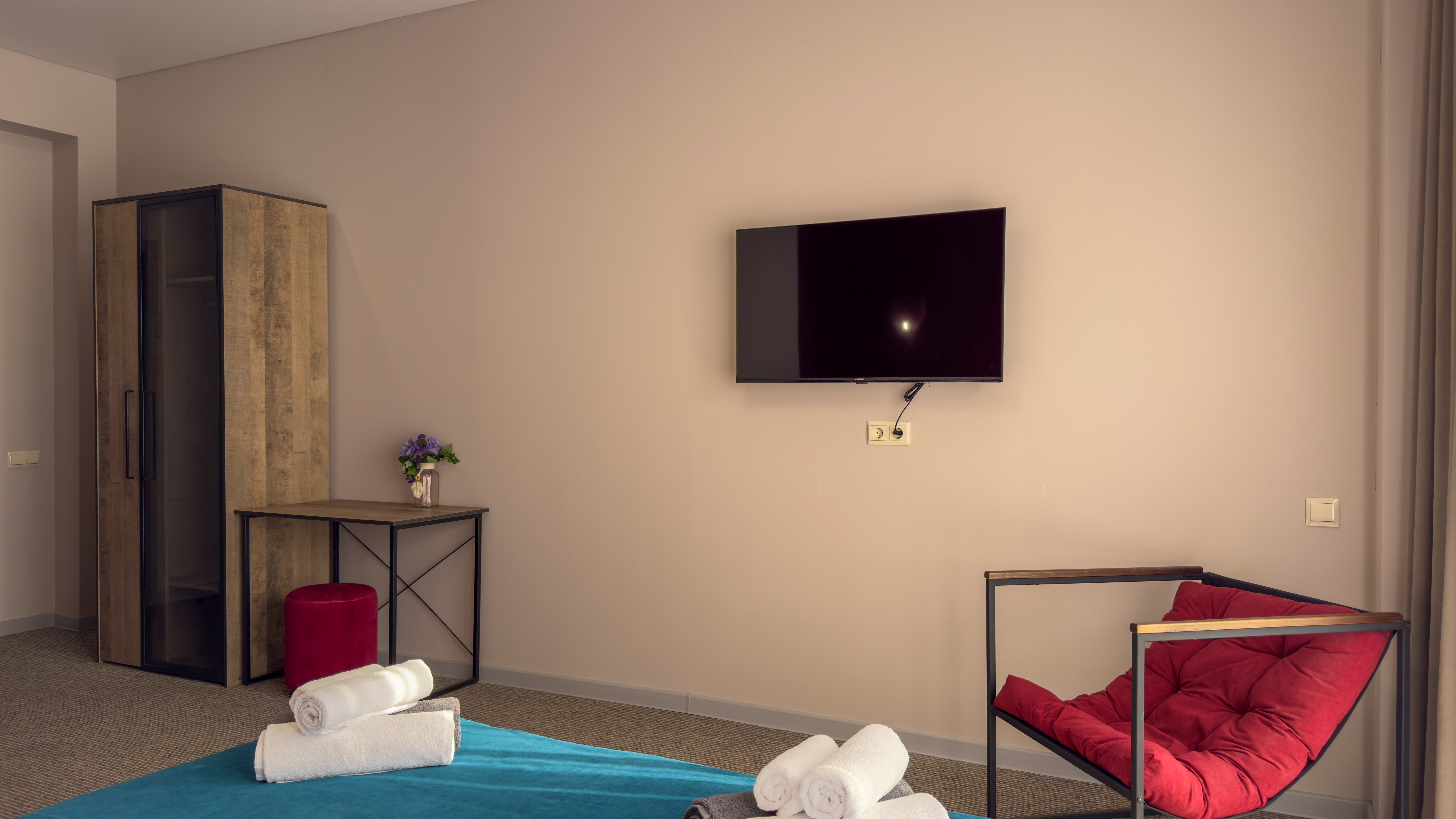 Апартаменты 2-местный 2-комнатный с балконом корпус 2