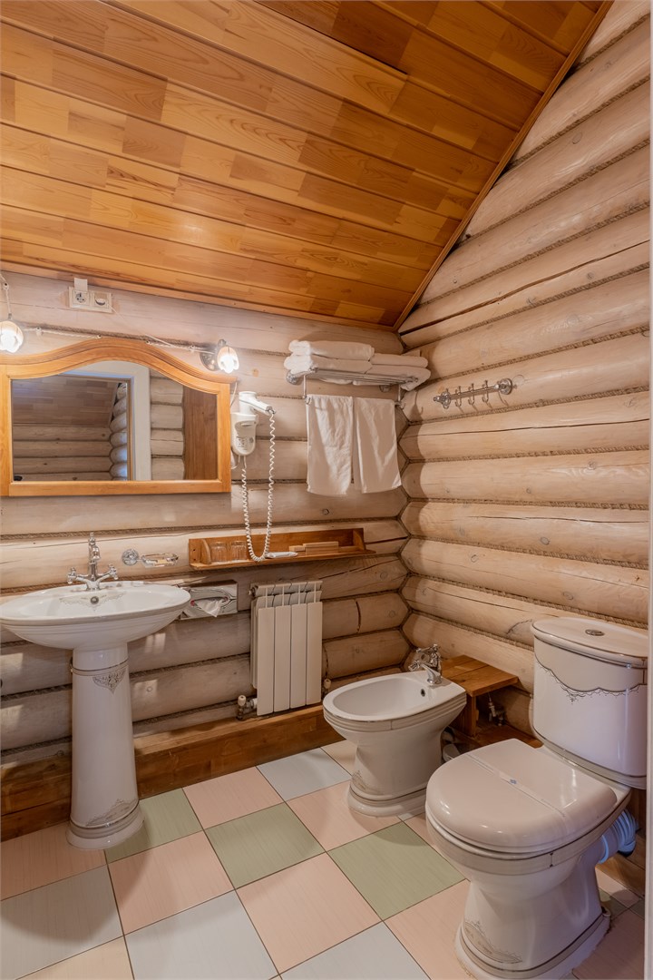 Коттедж VIP 2 этажный 4 местный