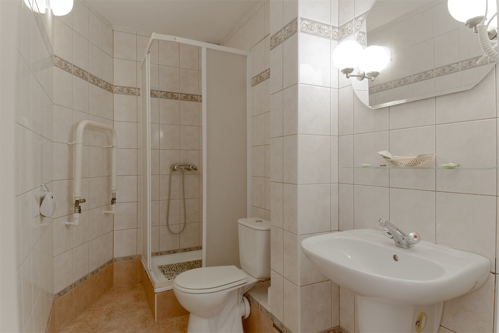 Бизнес  2-местный DBL на озеро