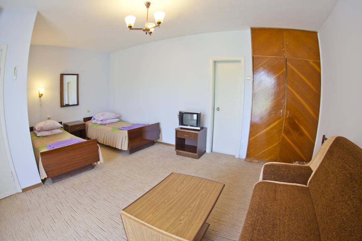 Стандарт 2-местный 1-комнатный 1-этаж корп. 4