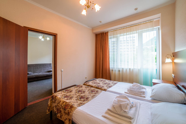 Посмотреть в галерее 2-мест.(разм. в 3-мест.) 2-комн. комфорт