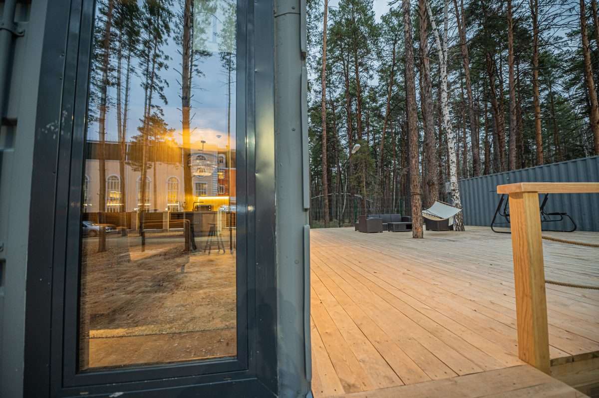 Посмотреть в галерее Дом 2-местный Дом-контейнер