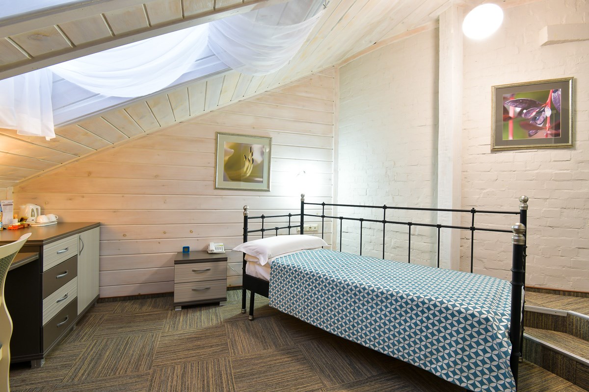 1 категория 1 местный Сингл