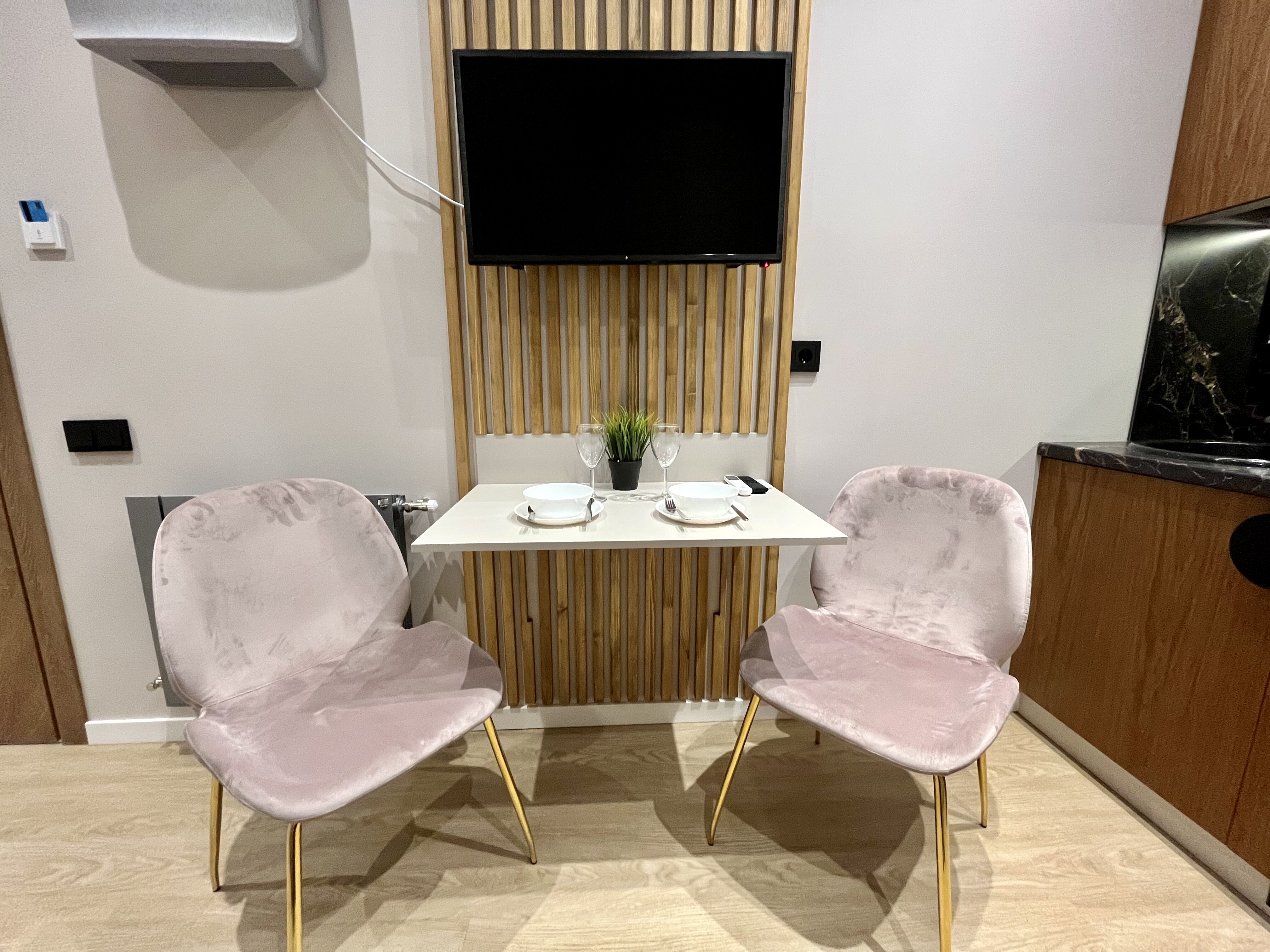 Апартаменты Апартамент выгодный (без окна) 2-местный, 1-комнатный