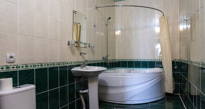 Посмотреть в галерее Люкс 2-комнатный, без сауны