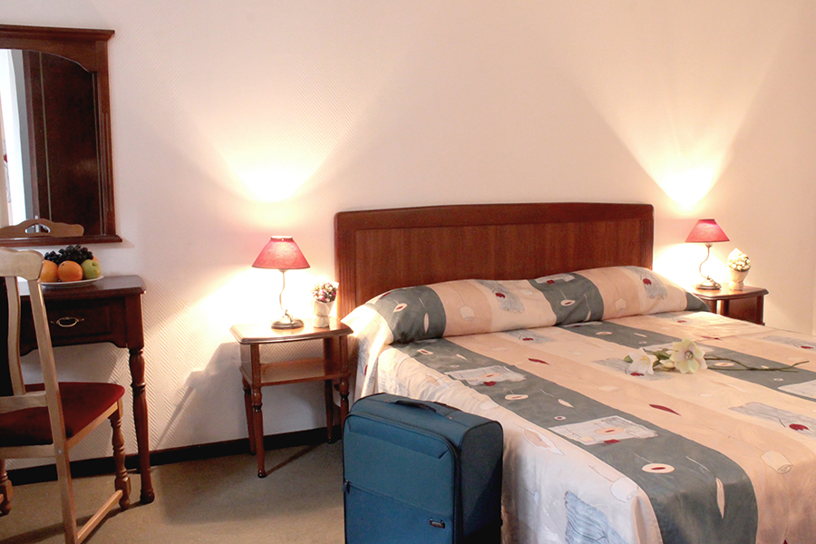 Комфорт 2-местный 2-комнатный (вид на море) корпус 2