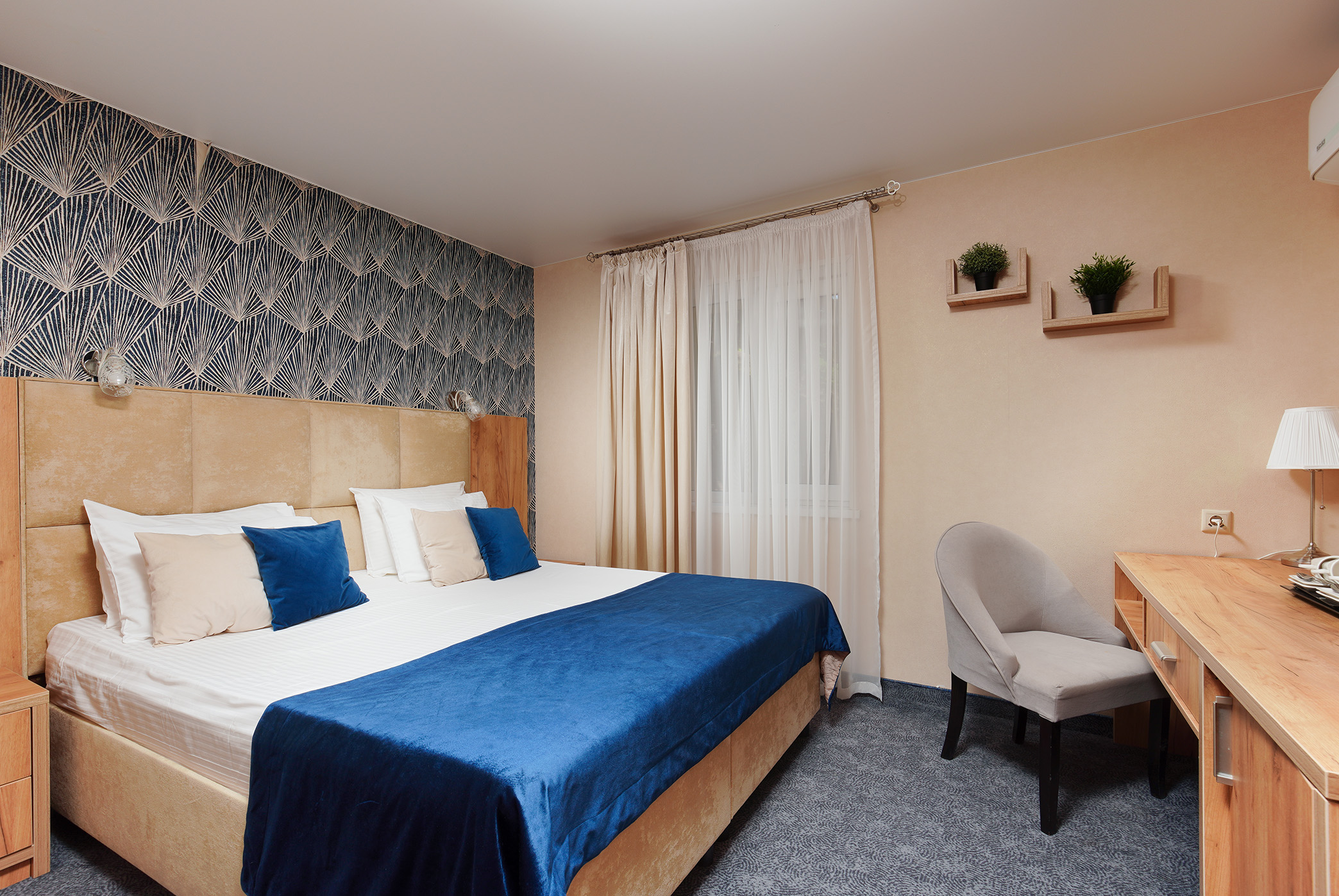 Посмотреть в галерее Junior Suite 2-местный 2-комнатный