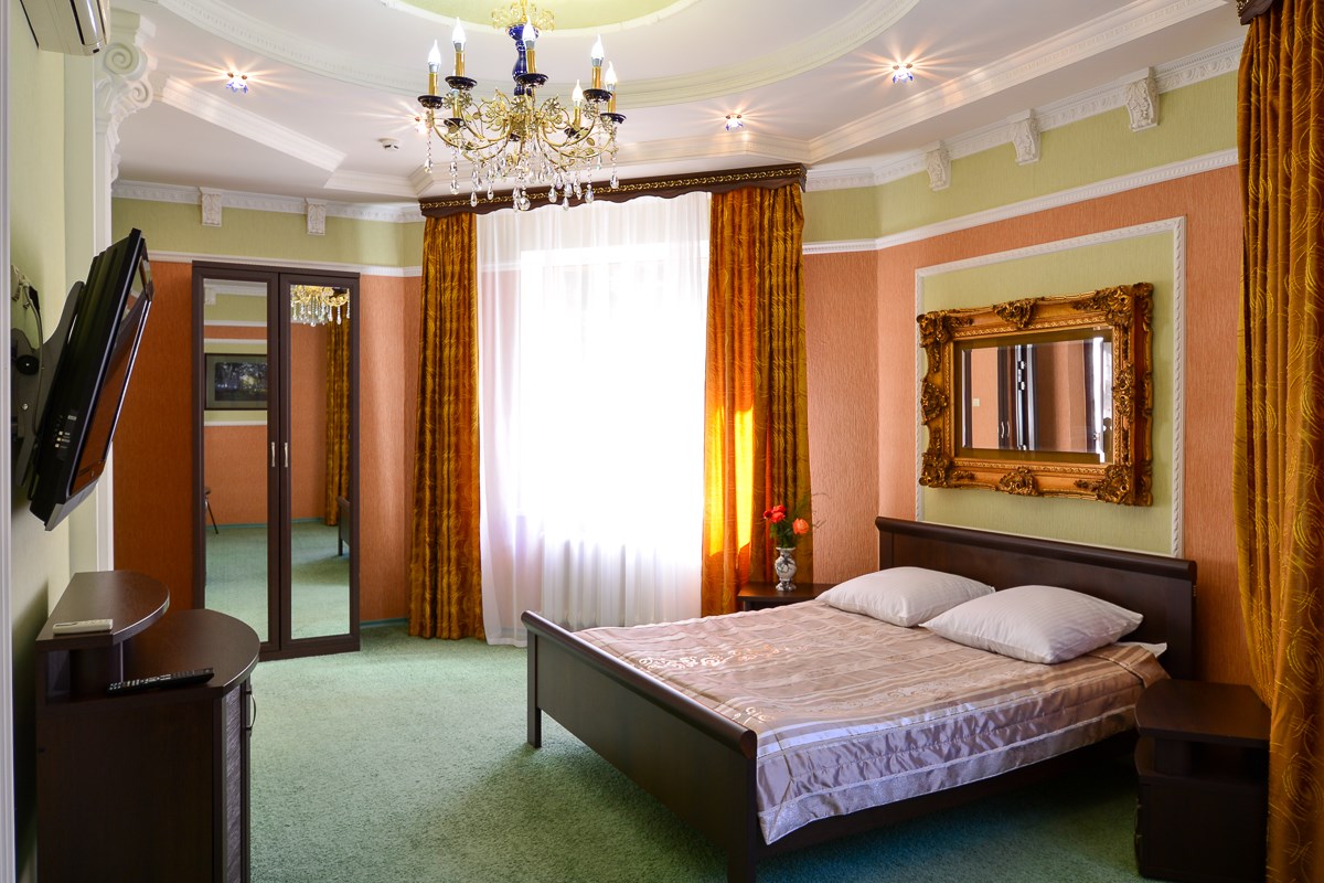 Люкс 2-местный 3-комнатный