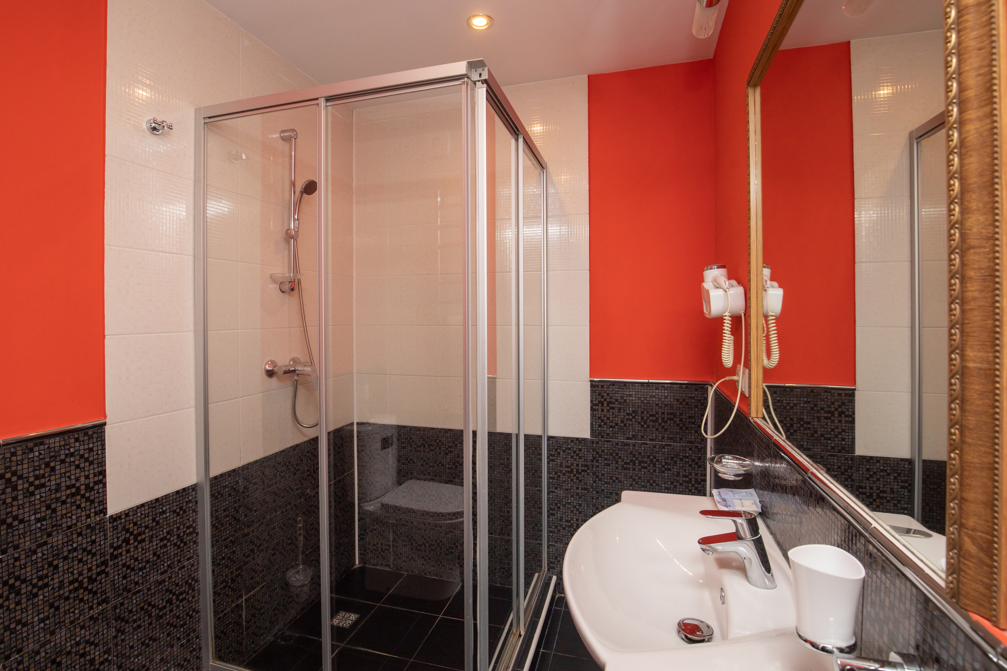 Улучшенный ПК 2-местный (2 кровати)