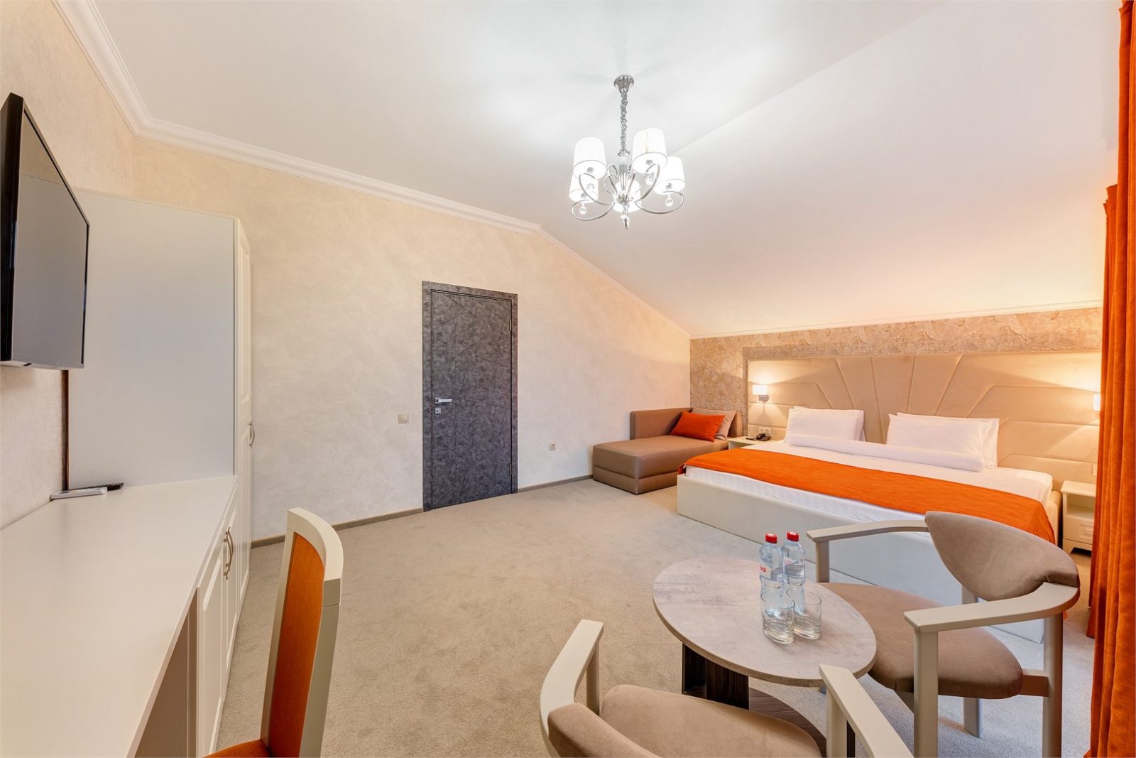 Улучшенный Улучшенный 2-комнатный 5-местный