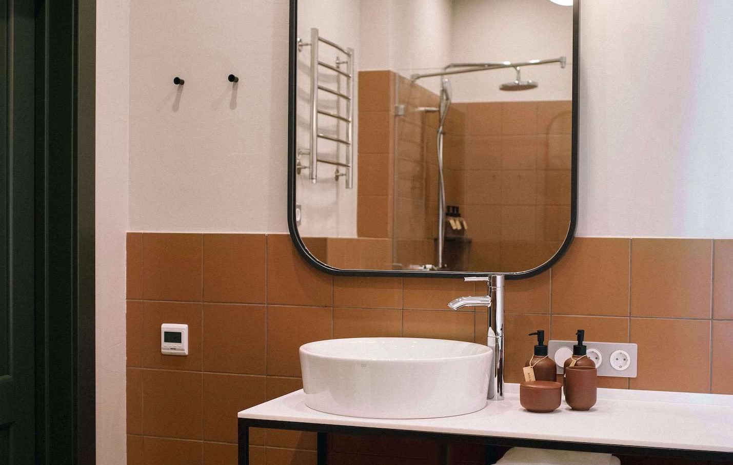 Коттедж 4-местный ЛЮКС (ASTRA, FIALKA, MELISSA)