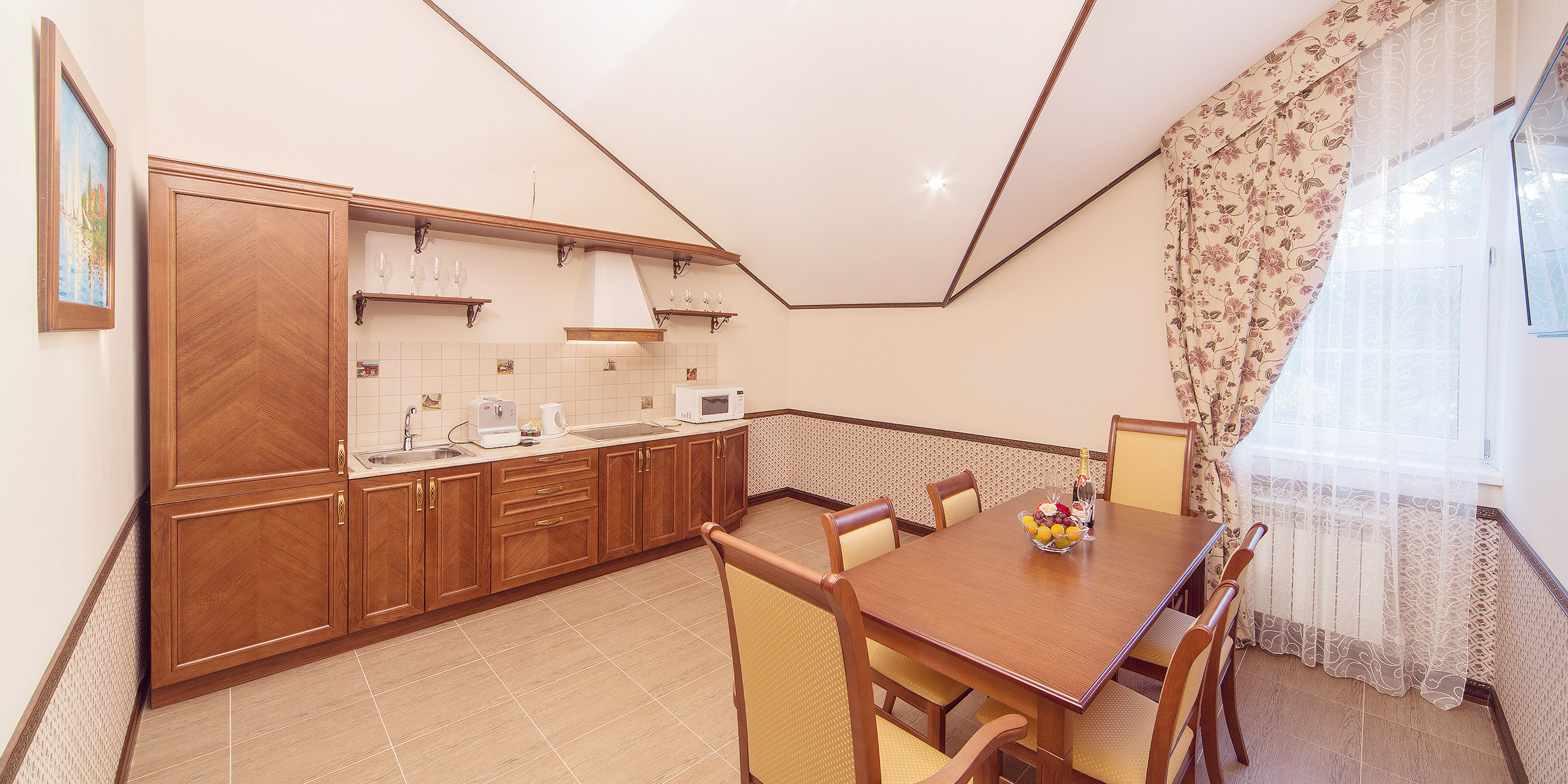 Посмотреть в галерее Apartament 4-местный 3-комнатный Apt