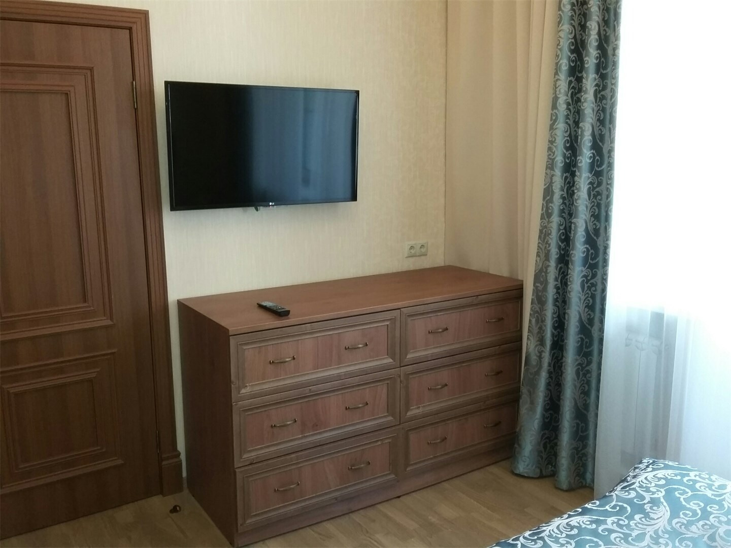 Посмотреть в галерее Люкс 2-комнатный