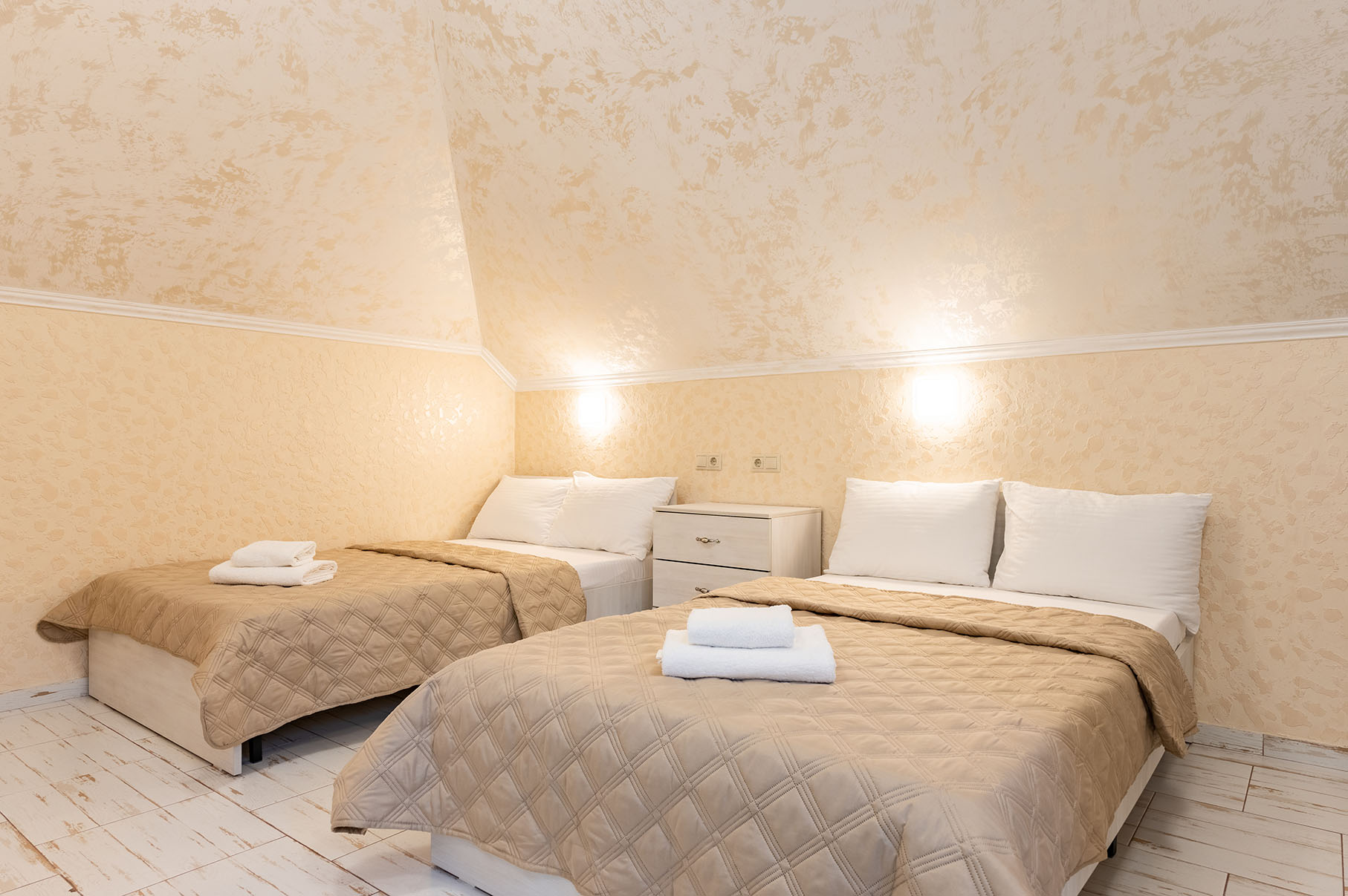 Семейный Семейный на мансарде 6- местный