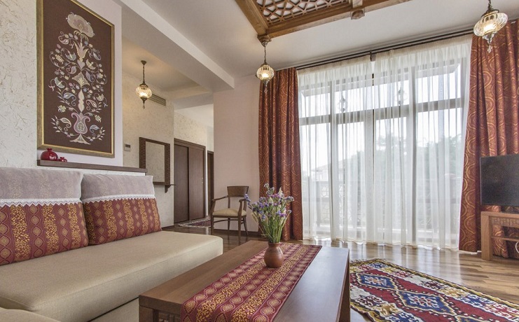 Люкс 2-местный 2-комнатный Нар