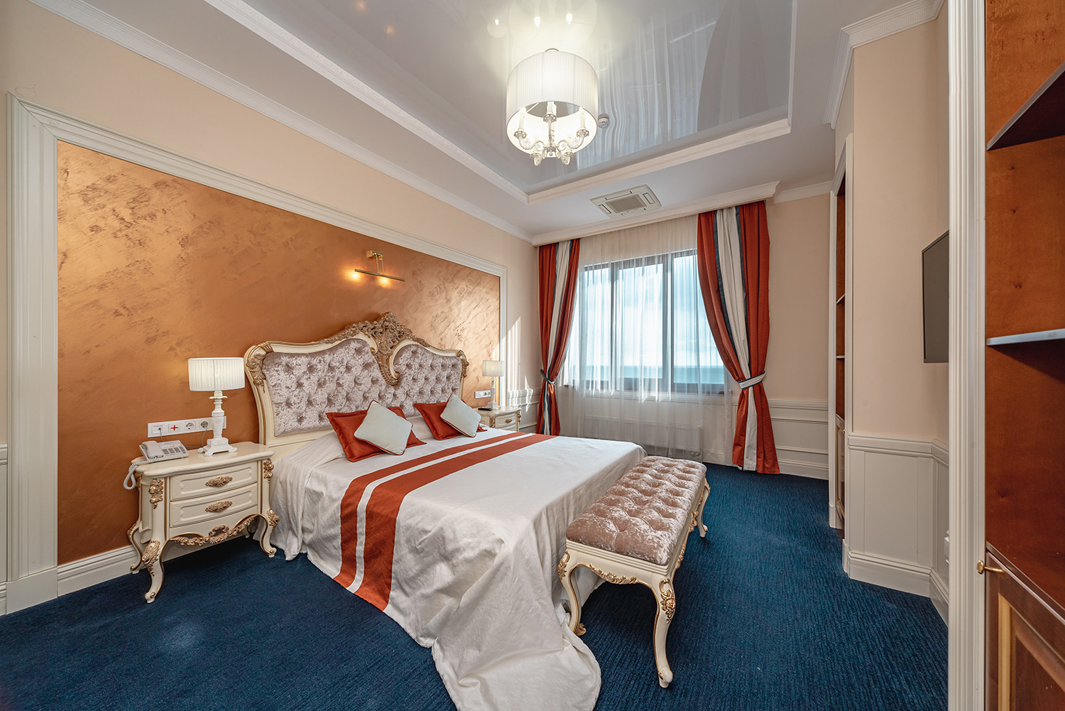 Посмотреть в галерее Senior Suite, корпус 2