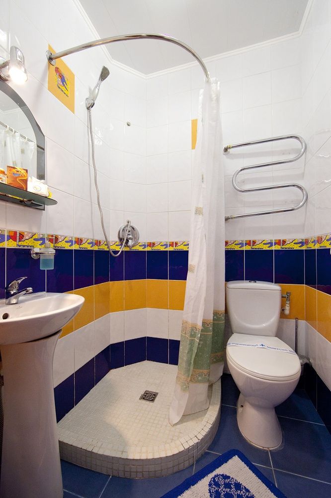 Студия + 2-местный 2-комнатный корпус 2