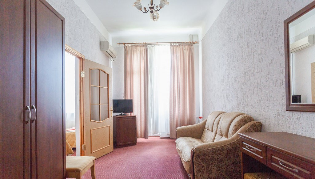 Улучшенный 2-местный 2-комнатный улучшенной категории