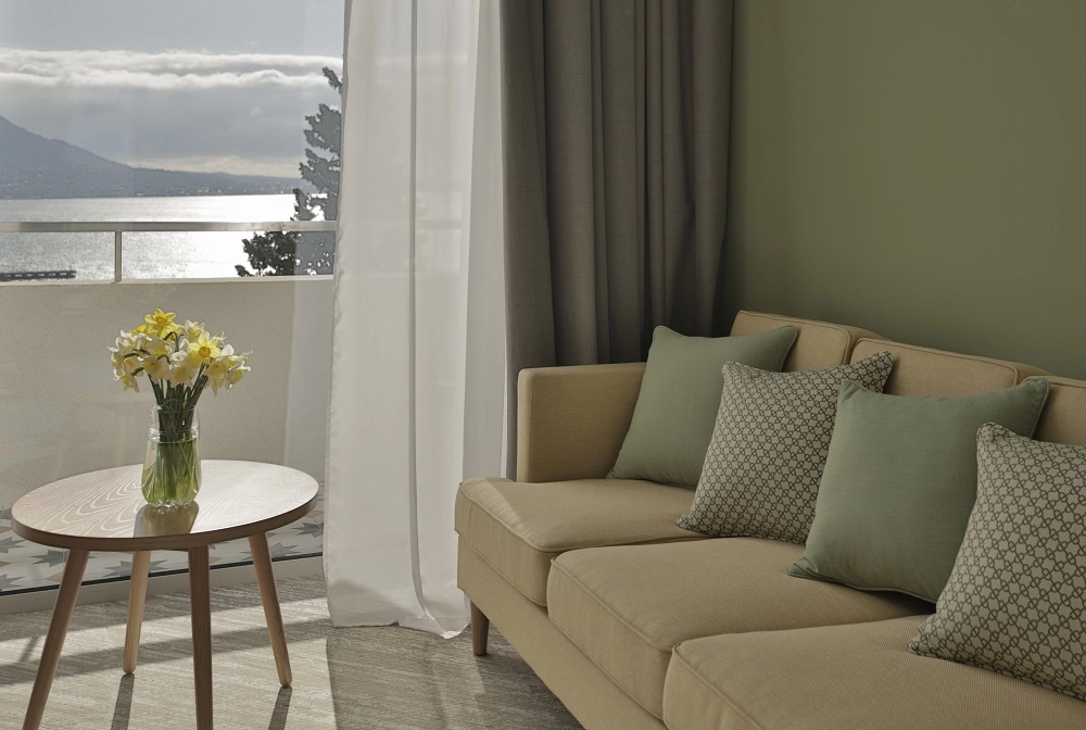 Посмотреть в галерее Lux 2-местный 2-комнатный Gagra/Sea view два балкона