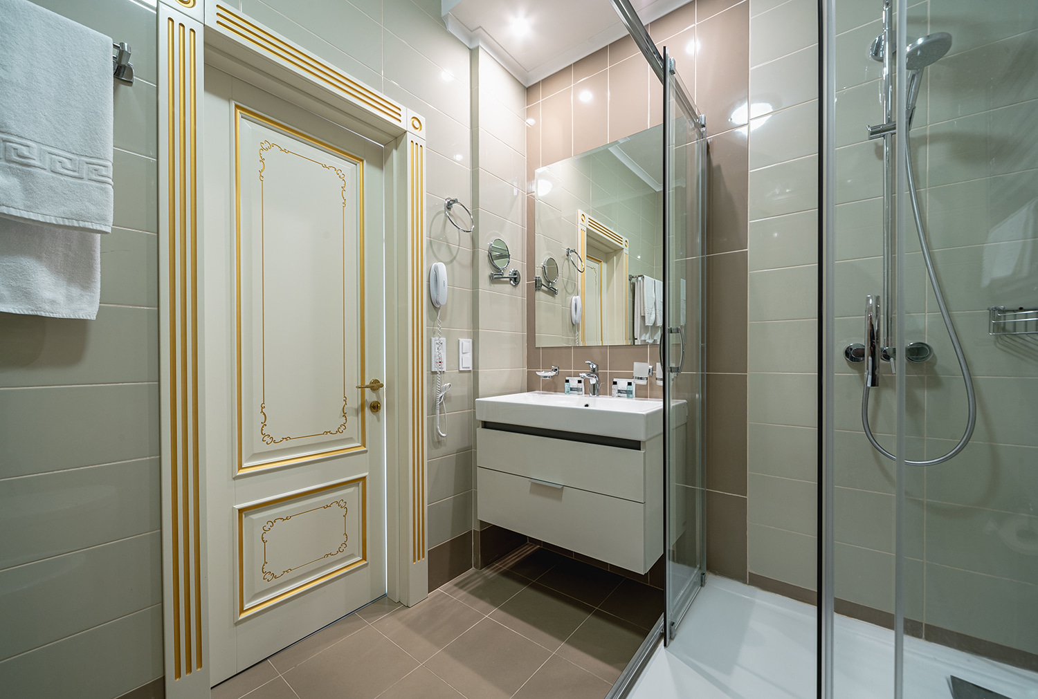 Посмотреть в галерее Senior Suite, корпус 2