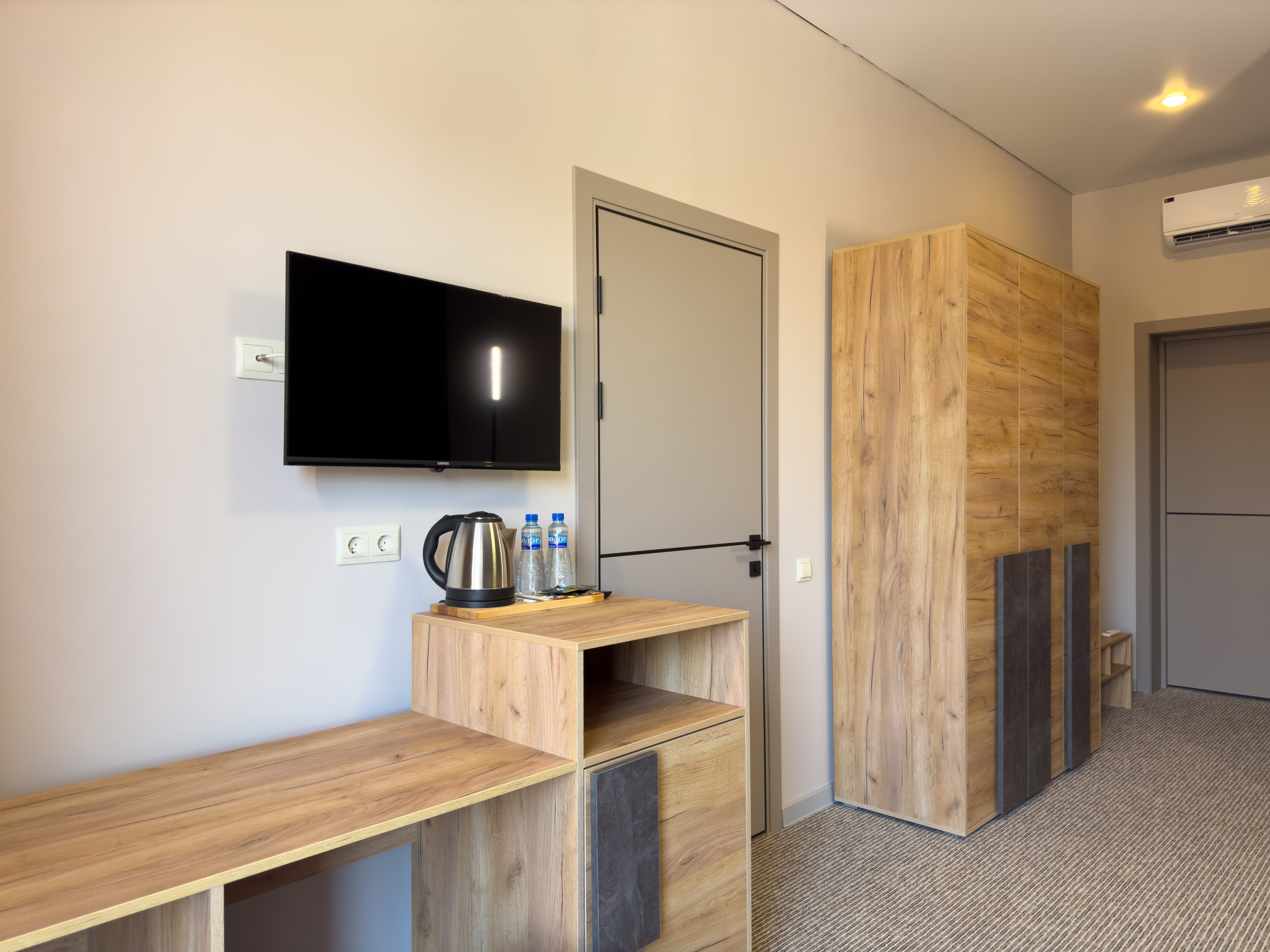 Люкс 2-местный 2-комнатный с балконом  корпус 2