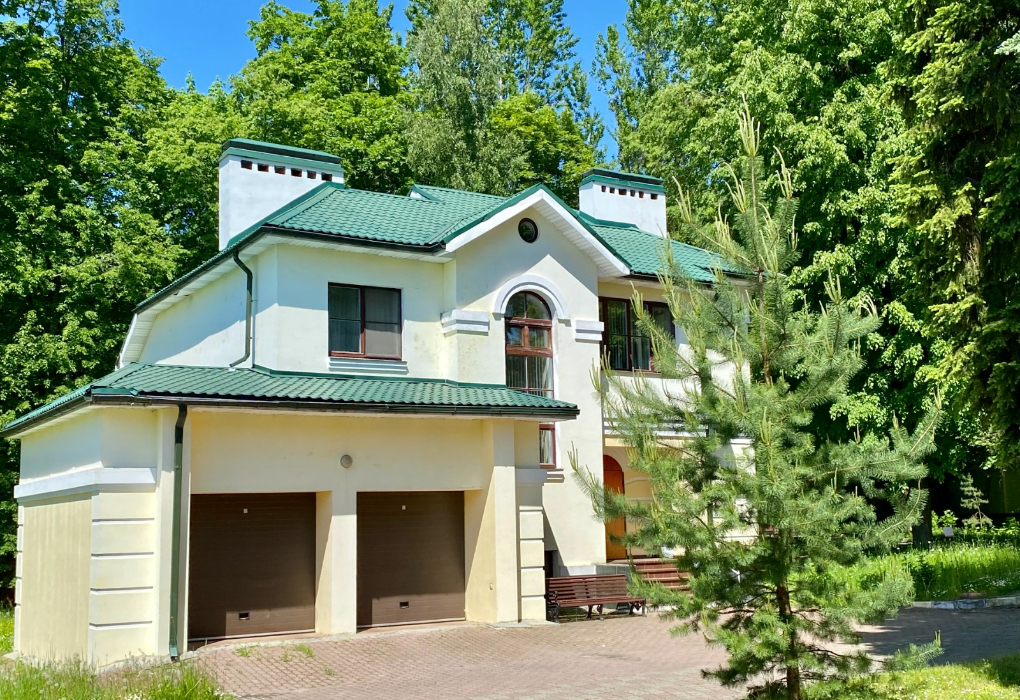 2-мест.(разм. в 6-мест.) коттедж №2