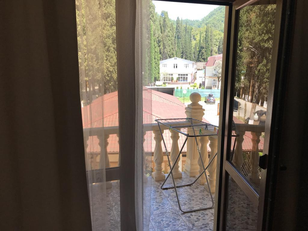 Посмотреть в галерее Люкс 2-комнатный