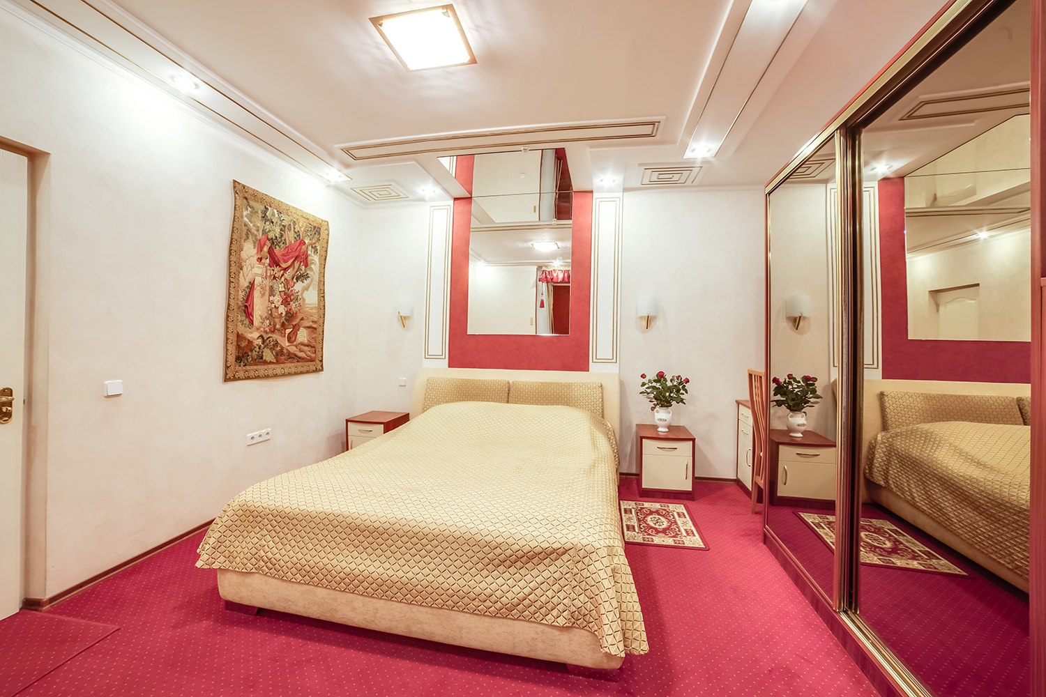 Посмотреть в галерее Стандарт Императорский 2-местный