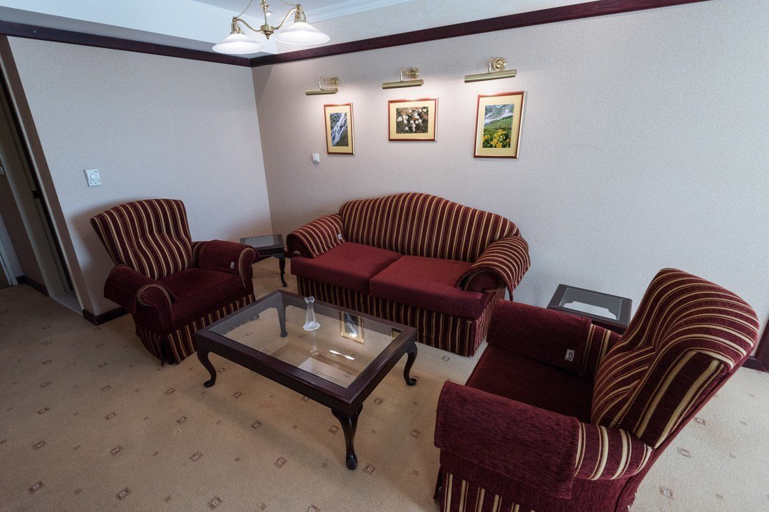 Люкс Премиум, Бизнес корпус