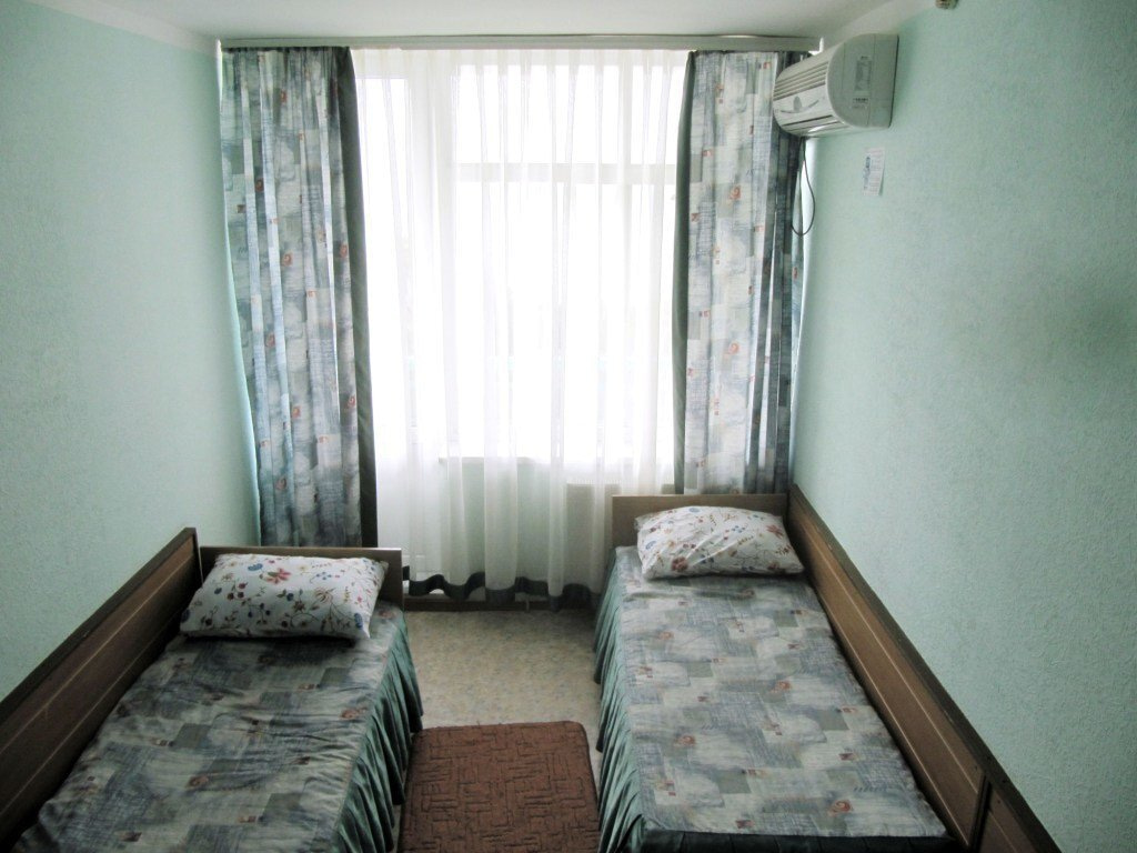 Посмотреть в галерее Стандартный, вид на озеро