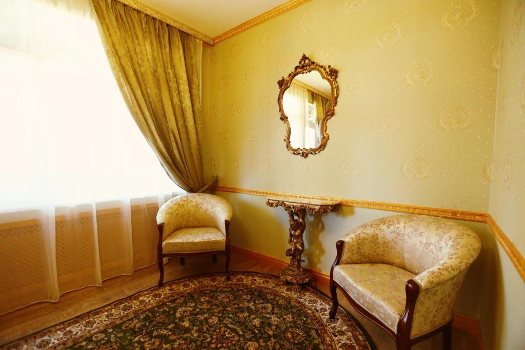 Посмотреть в галерее Люкс «Золотой»