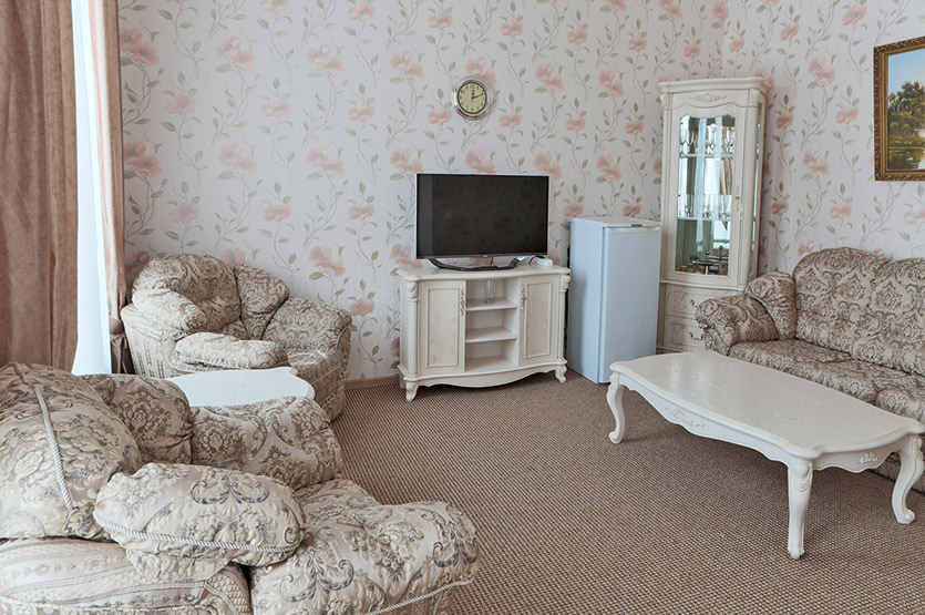 Полулюкс 2-мест.2-комн.Д-3 (1,3 этаж)