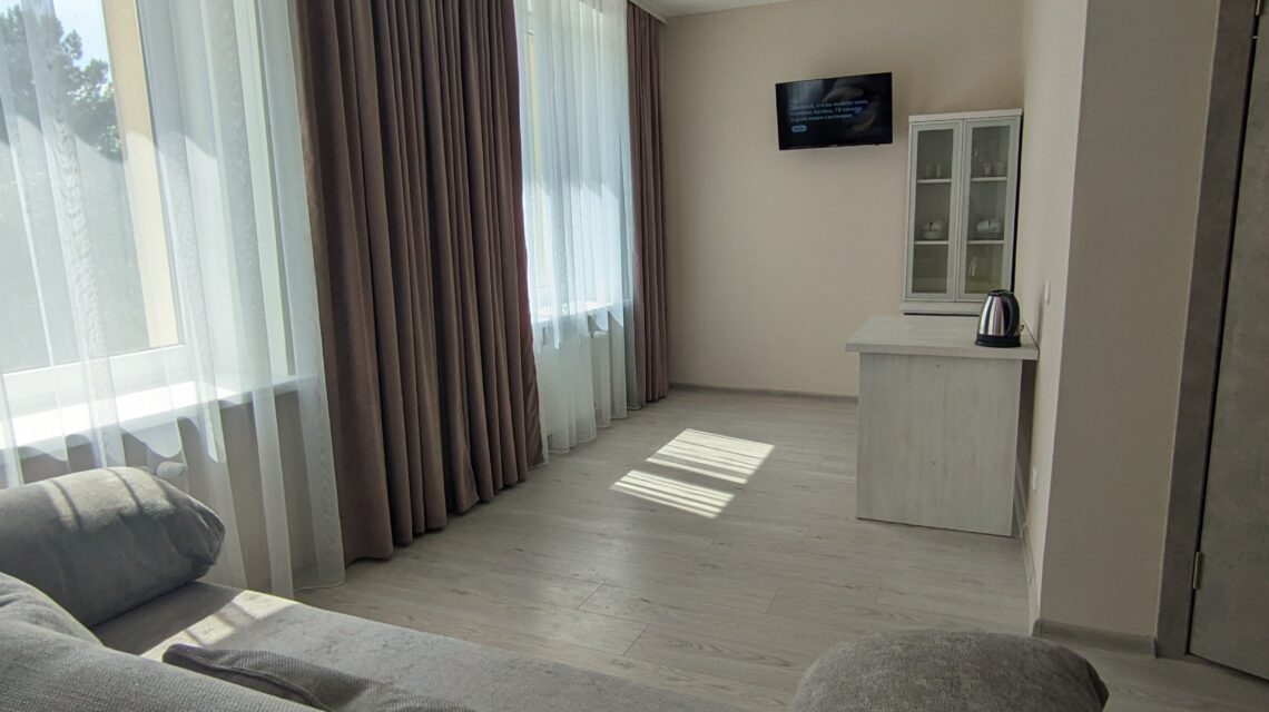 Посмотреть в галерее Семейный 2-местный Дабл Комфорт+ корпус 4 (3-4 этаж)