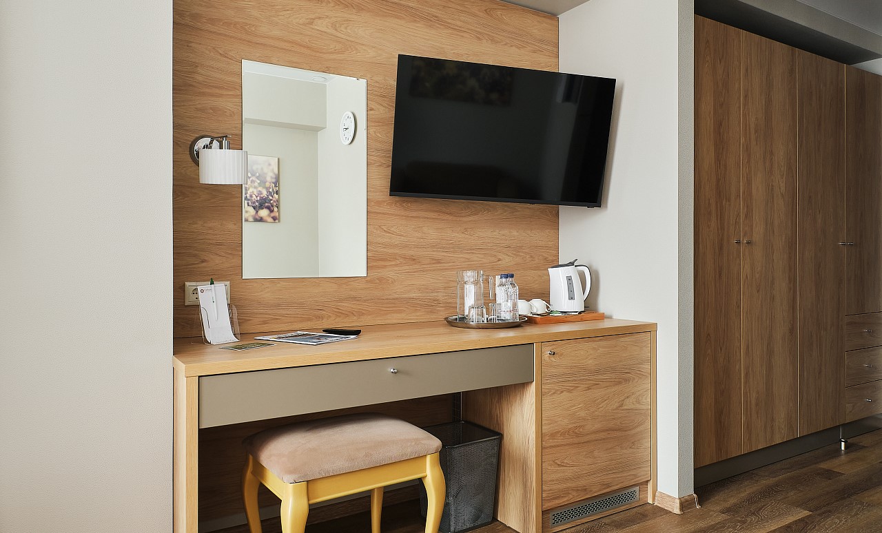 Стандарт 2-местный улучшенный с видом на окрестности (5-9 этаж)