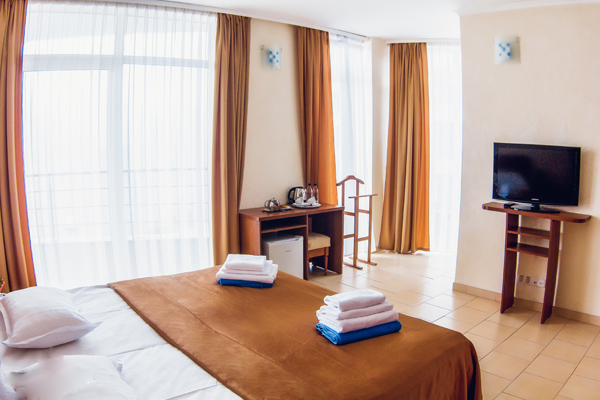 Полулюкс Семейный 2-местный 