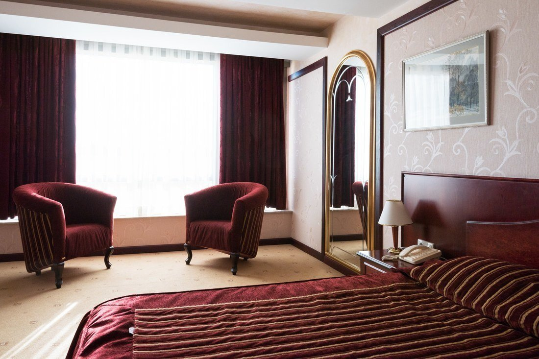 Люкс Бизнес, Бизнес корпус