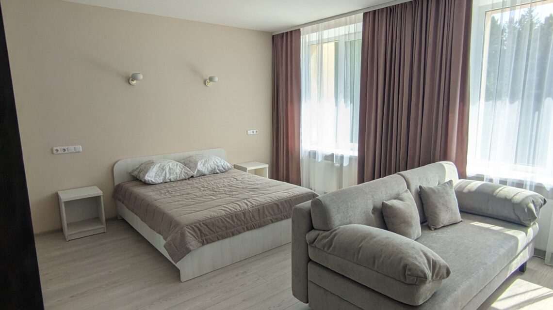 Посмотреть в галерее Семейный 2-местный Дабл Комфорт+ корпус 4 (3-4 этаж)