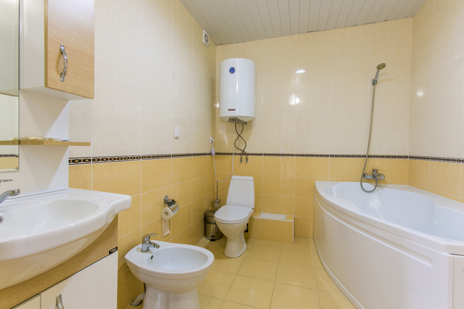 Посмотреть в галерее ПК, коттедж