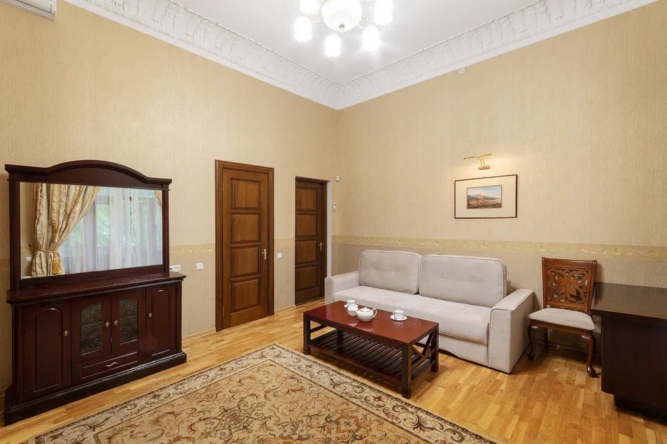 Люкс Улучшенный 2-местный 2-комнатный корпус Гагаринский